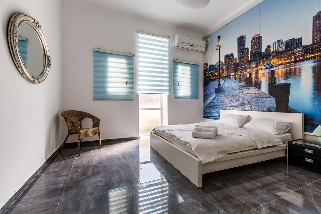 Designed Beach Apartments Tel Aviv Esterno foto