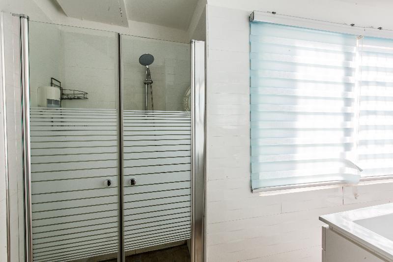 Designed Beach Apartments Tel Aviv Esterno foto