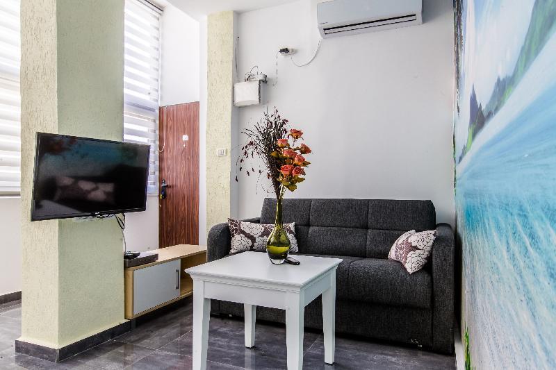 Designed Beach Apartments Tel Aviv Esterno foto